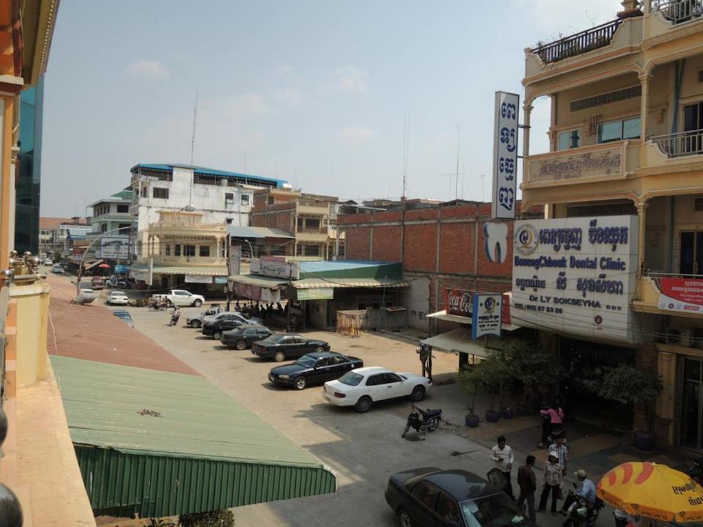 Shang Hai pensión Battambang Exterior foto