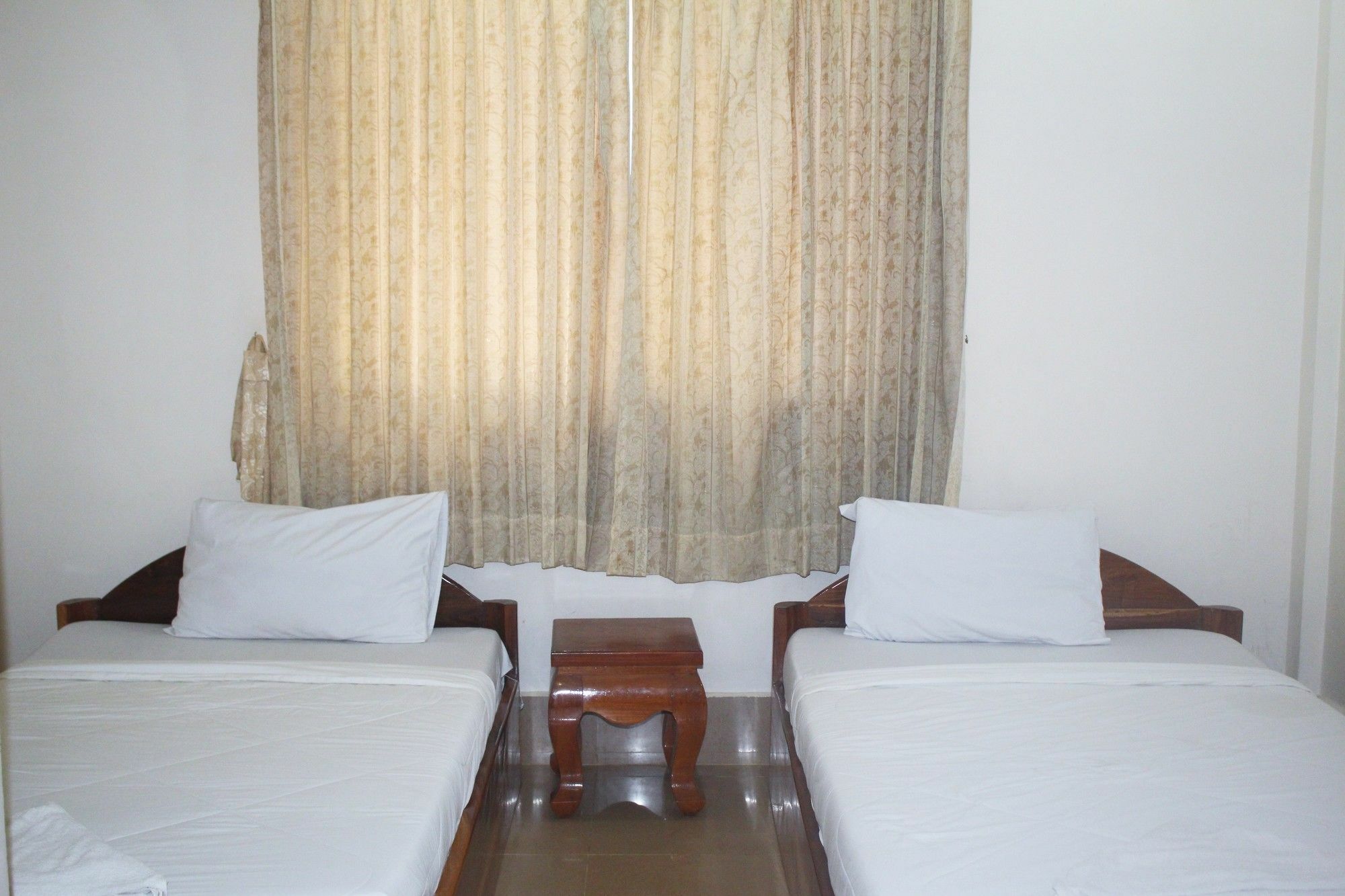 Shang Hai pensión Battambang Exterior foto